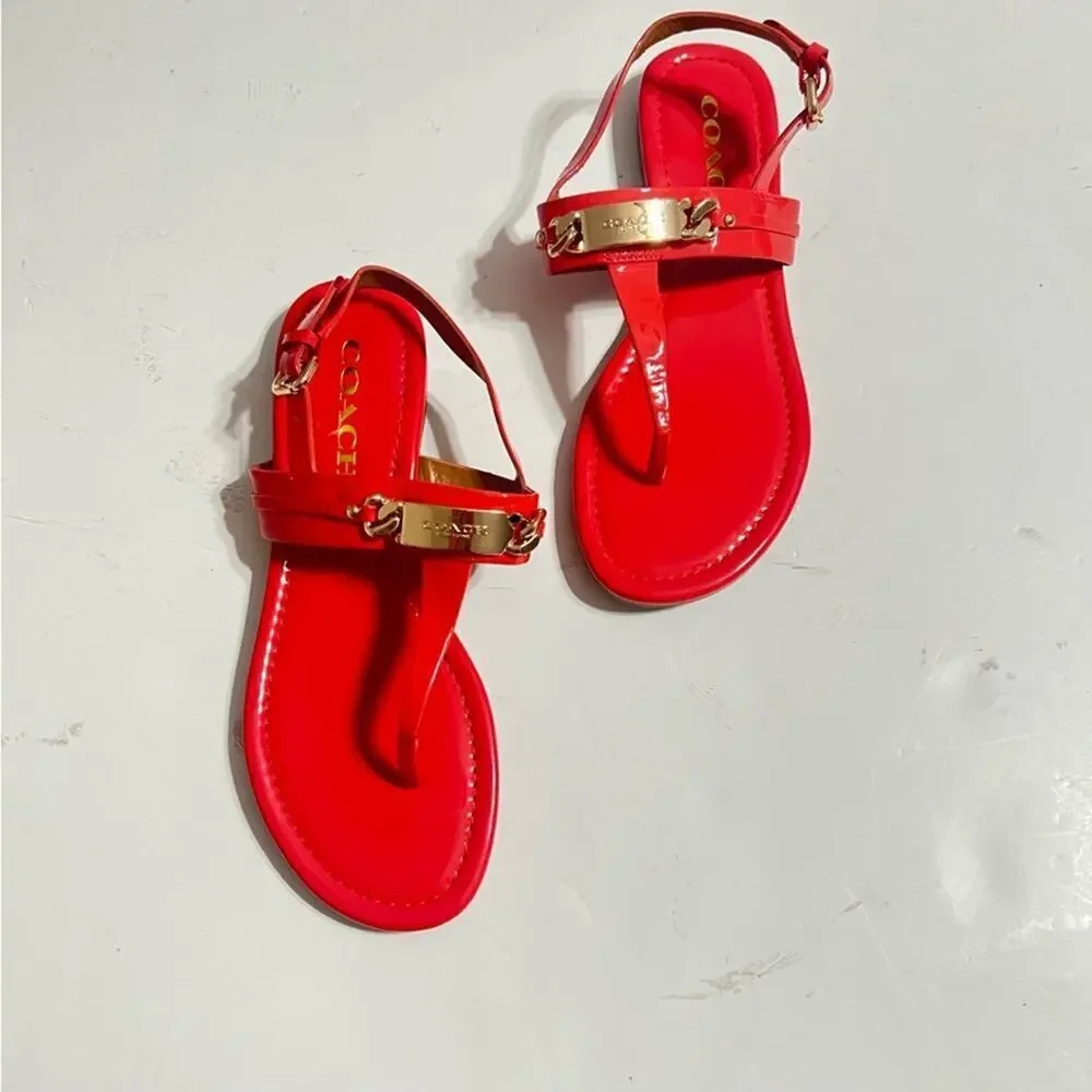 COACH CATERINE LOGO HARDWARE FLAT SANDALS